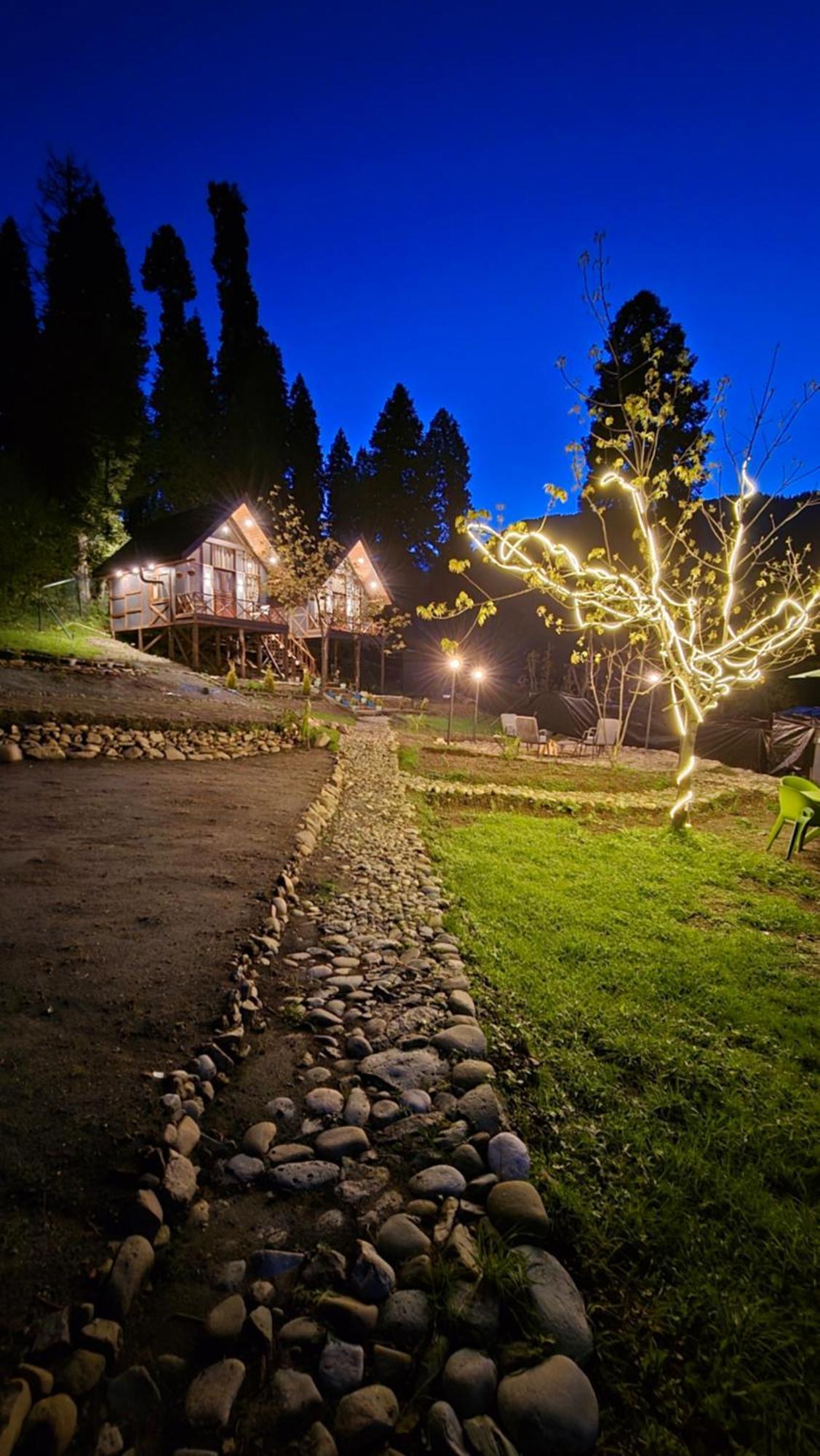Solomons Gray Villa Tangmarg Eksteriør billede